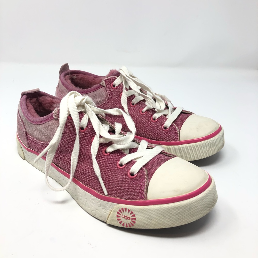 UGG Sneakers
